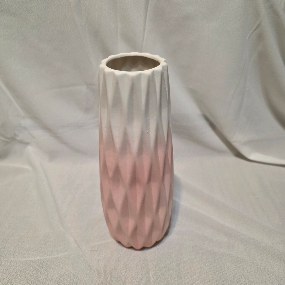 Ceramic 8.5 Inch Pink Gradient Ceramic tabletop Vase